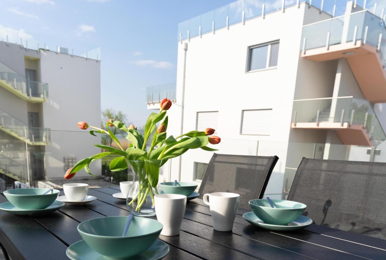 Relax Beach Apartman Fonyód Exteriör bild